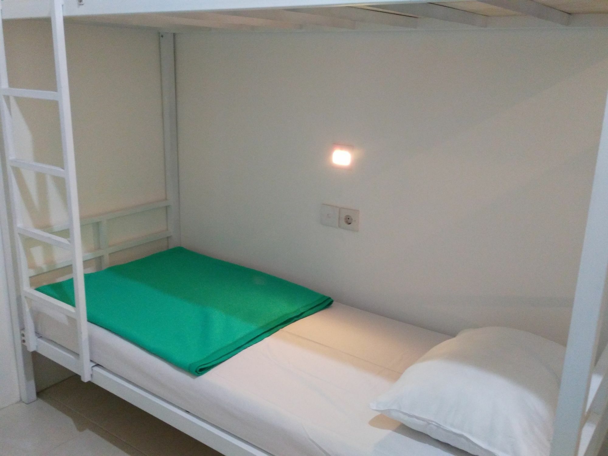 The Ruum Hostel Canggu Luaran gambar